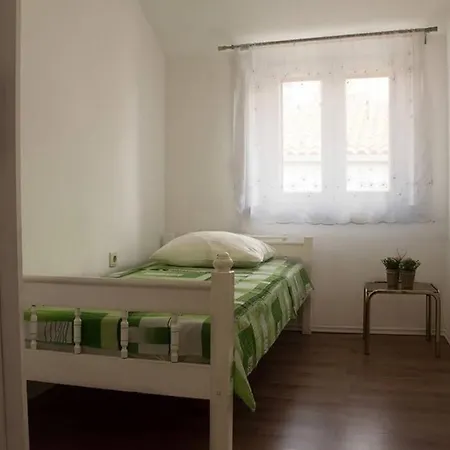 Unique Two-level With Smart Projector * Split