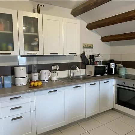 Apartment Unique Two-level With Smart Projector *